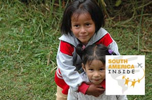 Beim Freiwilligenarbeits-Programm von SouthamericaInsinde kannst du Kinder unterrichten.